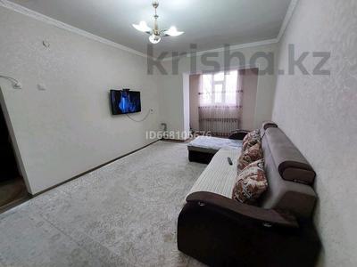2-комнатная квартира, 42 м², 5/5 этаж, проспект Кабанбай батыра 2 за 14.6 млн 〒 в Шымкенте