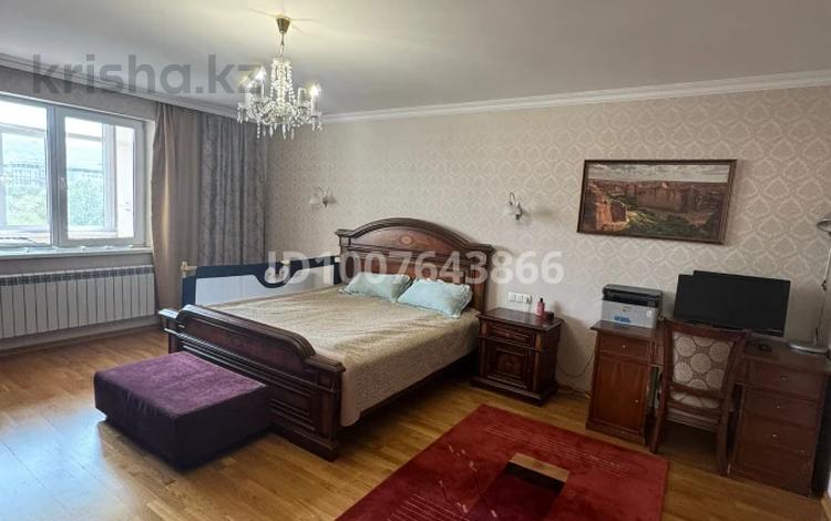 4-комнатная квартира · 164.7 м² · 8/16 этаж, мкр Коктем-1, Бальзака 8 за 140 млн ₸ в Алматы, Бостандыкский р-н — фото 2