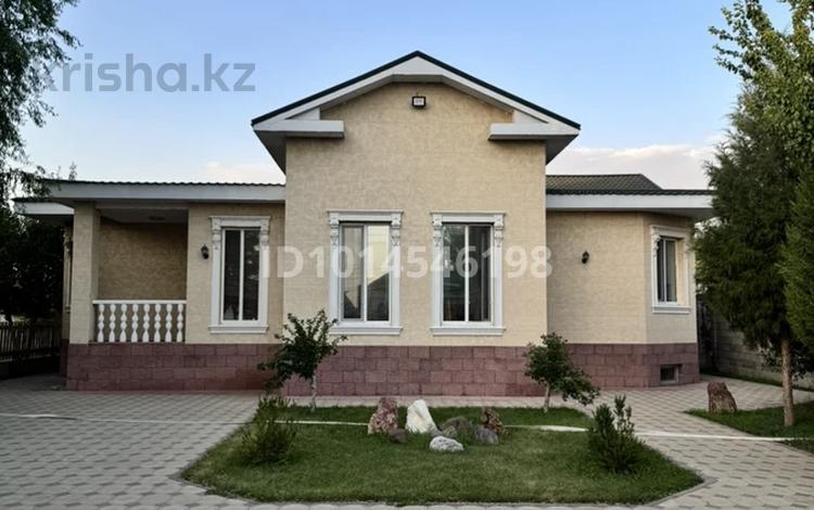 Отдельный дом · 4 комнаты · 250 м² · 12 сот., Домалак ана 67 за 350 000 ₸ в Таразе — фото 2