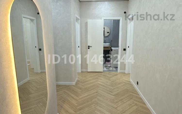 2-комнатная квартира · 60.2 м² · 5/7 этаж, Ж. Балапанова 7 за 29.3 млн ₸ в Талдыкоргане, мкр Бирлик — фото 2