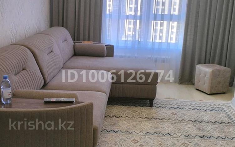 2-комнатная квартира · 65.4 м² · 10/12 этаж, Бухар жырау 32/1 за 45.2 млн ₸ в Астане, Есильский р-н — фото 2