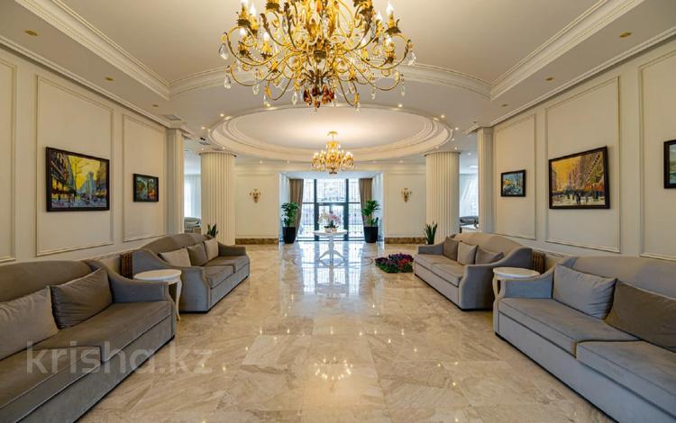 4-комнатная квартира, 200 м², 4/6 этаж, Шарля де Голля за 345 млн 〒 в Астане, Алматы р-н — фото 64