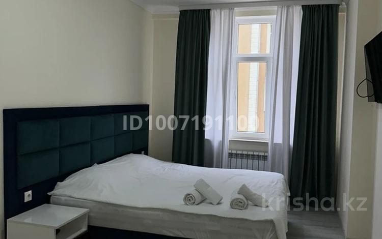2-комнатная квартира · 55 м² · 16/19 этаж, 7-й мкр, Мкр.7а 21 за 250 000 ₸ в Актау — фото 2