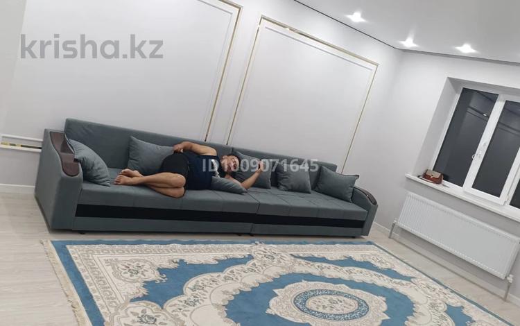 2-комнатная квартира · 60 м² · 1/12 этаж, мкр Аккент, Омарова 7 — Жк Каргалы за 250 000 ₸ в Алматы, Алатауский р-н — фото 2