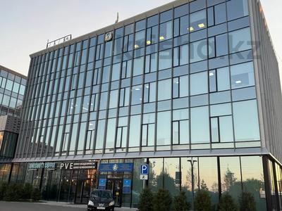 Свободное назначение, офисы, магазины и бутики, общепит, салоны красоты, фитнес и спорт, медцентры и аптеки, образование, развлечения, конференц-залы, кабинеты и рабочие места, студии · 200 м² за 3.2 млн 〒 в Астане, Есильский р-н