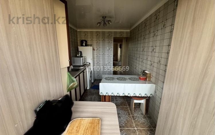 3-комнатная квартира · 59.9 м² · 4/5 этаж, Заря 39 за 22 млн ₸ в Семее — фото 2