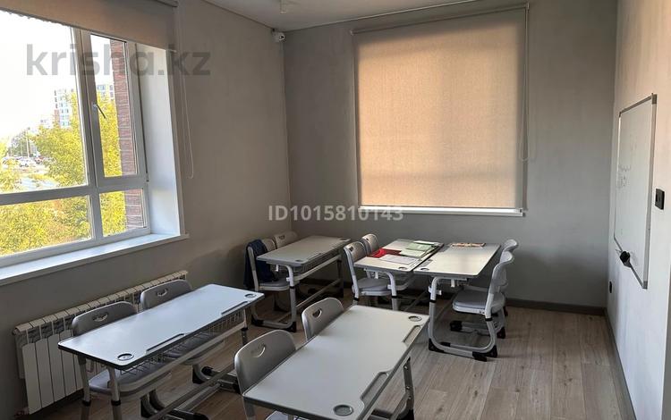 3-комнатная квартира · 97 м² · 1 этаж, Муканова 19/2 за 500 000 ₸ в Караганде, Казыбек би р-н — фото 2