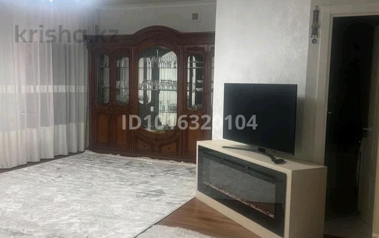 2-комнатная квартира · 72 м² · 1/5 этаж, Б. Жырау 38а — Алиханова за 300 000 ₸ в Караганде, Казыбек би р-н — фото 2