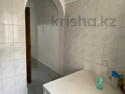 2-комнатная квартира · 45.3 м² · 1/5 этаж, Авангард 2 10 за 11 млн 〒 в Атырау, мкр Авангард-2