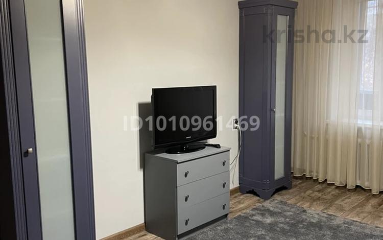 2-комнатная квартира · 55 м² · 4/5 этаж, Курмангазы 155 — Курмангазы - Ауэзова за 325 000 〒 в Алматы, Алмалинский р-н — фото 2