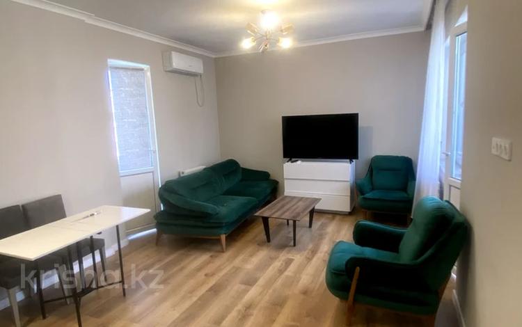 2-комнатная квартира · 50 м² · 8/10 этаж, мкр Каргалы, Кенесары хана 54/1-45 за 250 000 ₸ в Алматы, Наурызбайский р-н — фото 2