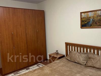 2-бөлмелі пәтер, 70 м², 9/9 қабат ай сайын, Самал 9, бағасы: 250 000 〒 в Астане