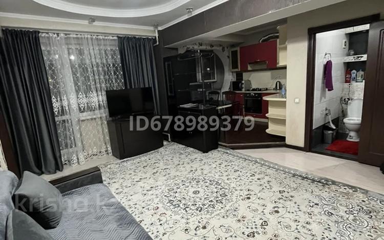 2-бөлмелі пәтер · 65 м² · 8/9 қабат, Жибек Жолы 81, бағасы: 2 000 ₸ в Алматы, Алмалинский р-н — фото 9