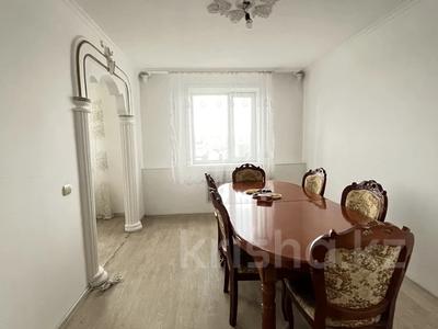 3-комнатная квартира, 70 м², 4/10 этаж, Ледовского 39 за 16.3 млн 〒 в Павлодаре