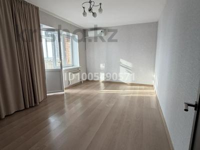 1-комнатная квартира · 55 м² · 8/9 этаж, 10 микрорайон 25 за 16.5 млн 〒 в Аксае