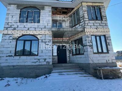 Продажа домов и дачи в Алматы: Отдельный дом · 6 комнат · 270 м² · 6 сот., мкр 13-й военный городок, Мкр 13-й военный городок 23 за 45 млн 〒 Отдельный дом · 6 комнат · 270 м² · 6 сот., мкр 13-й военный городок, Мкр 13-й военный городок 23 за 45 млн 〒 в Алматы, Турксибский р-н