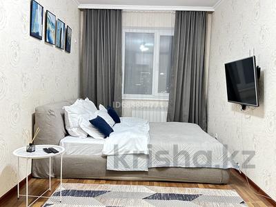 1-комнатная квартира · 45 м² · 9/12 этаж, проспект Кабанбай Батыра 46А за 15 000 ₸ в Астане, Есильский р-н
