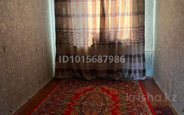 3-комнатная квартира · 58.9 м² · 5/5 этаж, мкр Акбулак 18 за 13.5 млн ₸ в Таразе — фото 2