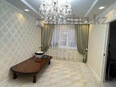 3-комнатная квартира, 60 м², 2/5 этаж, Абдыразакова за 28.5 млн 〒 в Шымкенте, Аль-Фарабийский р-н