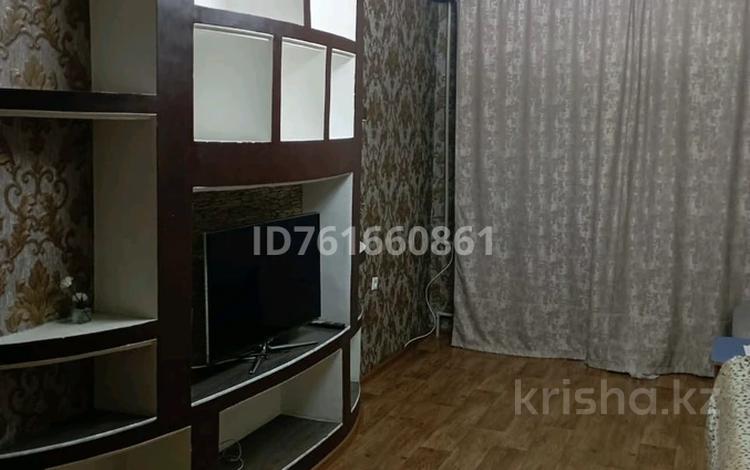 2-комнатная квартира · 47 м² · 1/5 этаж, 35 квартал 5 за 150 000 ₸ в Семее — фото 2