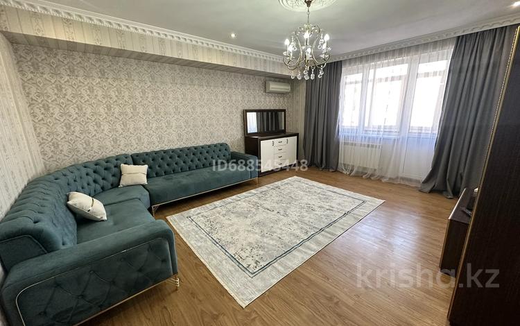 2-комнатная квартира · 90 м² · 10/13 этаж, Ходжанова 77 — Аль-Фараби за 400 000 ₸ в Алматы, Бостандыкский р-н — фото 2