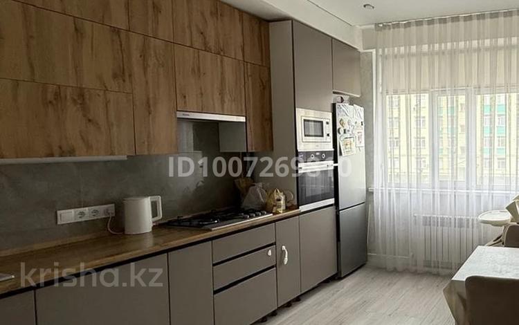 2-комнатная квартира · 67 м² · 2/5 этаж, мкр Самал, Мкрн Самал 60а за 27 млн ₸ в Атырау — фото 2