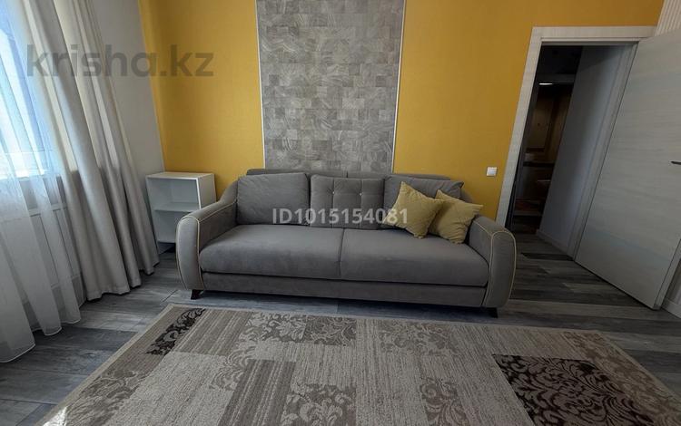 2-комнатная квартира · 60 м² · 10/12 этаж, Сатпаева 90/36 за 400 000 ₸ в Алматы, Бостандыкский р-н — фото 2