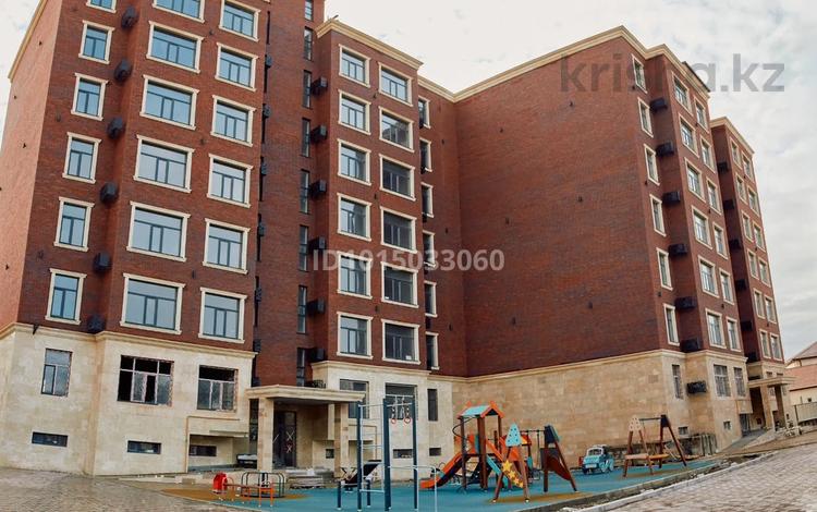 1-комнатная квартира · 50 м² · 6/7 этаж, Ондасынов 16Б за 21 млн ₸ в Атырау, мкр Жилгородок — фото 2