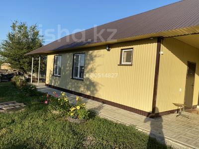Отдельный дом • 3 комнаты • 82 м² • 10 сот., Игилик 17 за 18.8 млн 〒 в Усть-Каменогорске