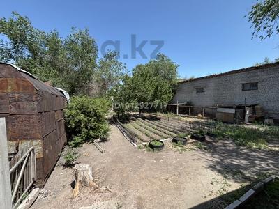 Часть дома · 6 комнат · 104 м² · 9 сот., Ынтымақ 5 — Рядом улица Алаш, детская площадька, а так же остановка за 30 млн ₸ в Приозёрске