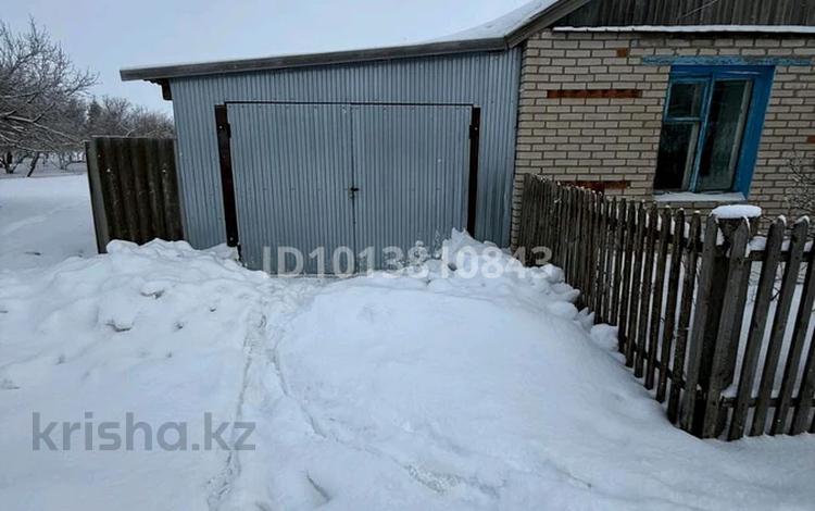 Отдельный дом · 3 комнаты · 100 м² · 16 сот., Есенжанов 70 — Поселок Долинный за 9 млн ₸ в Федоровка — фото 2
