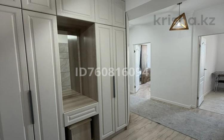 2-комнатная квартира · 65 м², Кайыма Мухамедханова 15 за 280 000 ₸ в Астане, Есильский р-н — фото 13