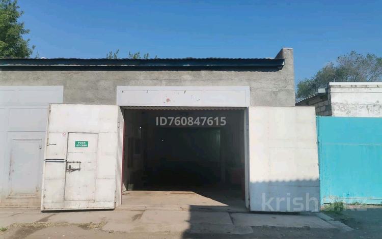 Гараж · 120 м² · Иксанова 89 — 1 школы за 20 млн 〒 в Аксае — фото 2