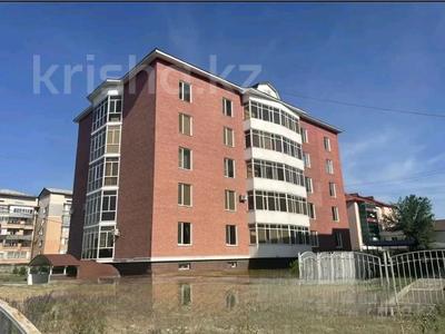 4-комнатная квартира · 240 м² · 3/5 этаж, Каратал за 83 млн 〒 в Талдыкоргане