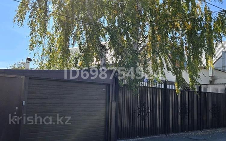 Жеке үй · 5 бөлме · 80 м², мкр Новый Город, Кондитерская, бағасы: 400 000 〒 в Караганде, Казыбек би р-н — фото 2