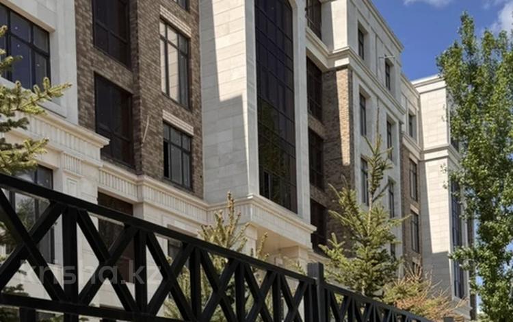 4-комнатная квартира · 137 м² · 2/7 этаж, мкр Михайловка , Аманжолова 96/3 — ЖК Elegance за 52 млн ₸ в Караганде, Казыбек би р-н — фото 35