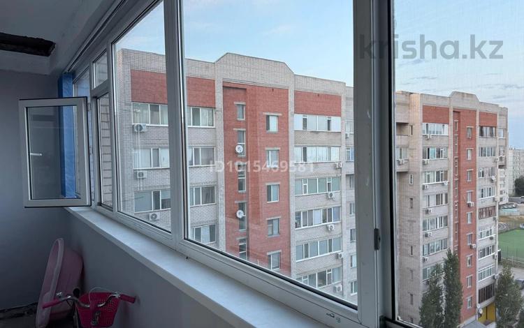 1-бөлмелі пәтер · 43 м² · 9/10 қабат, 11 ш/а., Шайкенова 11, бағасы: 150 000 ₸ в Актобе, мкр 11 — фото 2