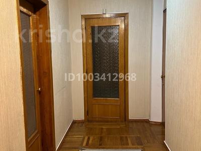 4 комнаты · 150 м², Толе би 45 — Тулебаева за 60 000 〒 в Алматы, Медеуский р-н