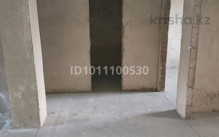 3-бөлмелі пәтер · 84.1 м² · 5/5 қабат, габдулина 27, бағасы: 27.5 млн ₸ в Кокшетау — фото 2