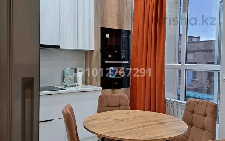 3-комнатная квартира · 63 м² · 1/5 этаж, Сванкулова 8/1 за 50 000 ₸ в Балхаше — фото 2