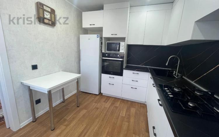 3-бөлмелі пәтер · 64.5 м² · 3/5 қабат, Омара Досжанова 76, бағасы: 29.9 млн ₸ в Костанае — фото 2