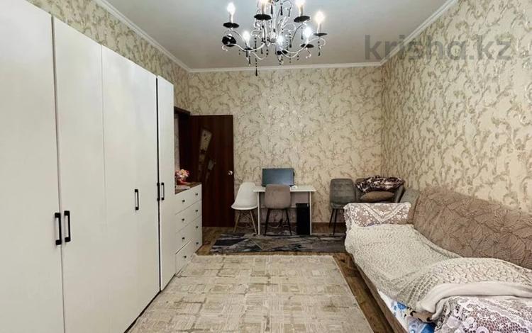 2-комнатная квартира · 41.3 м² · 5/5 этаж, мкр Мамыр-1 за 27.5 млн ₸ в Алматы, Ауэзовский р-н — фото 12