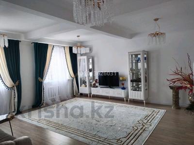 3-комнатная квартира · 120 м² · 2/5 этаж, Мустафина за 53 млн ₸ в Астане, Алматы р-н