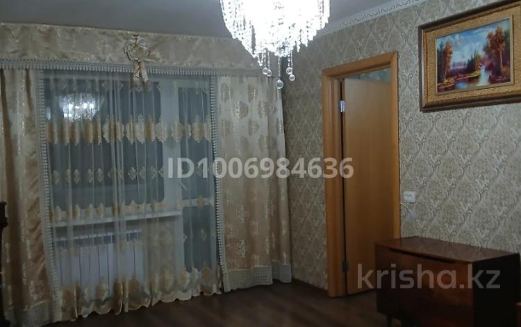 3-комнатная квартира · 62 м² · 2/5 этаж, мкр Юго-Восток, проспект Строителей за 21.5 млн 〒 в Караганде, Казыбек би р-н — фото 5