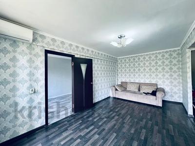 2-комнатная квартира · 45 м² · 4/5 этаж, Бурова 25 за 16.2 млн 〒 в Усть-Каменогорске