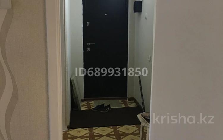 2-бөлмелі пәтер · 45 м² · 1/5 қабат, 1 ш/а, Есет батыра 89, бағасы: 11 млн ₸ в Актобе, мкр 5 — фото 4