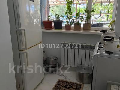 3-бөлмелі пәтер · 54 м² · 1/4 қабат, Шұғыла 10, бағасы: 15 млн ₸ в Жанаозен