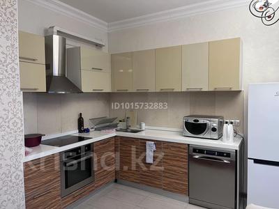 2-комнатная квартира · 70 м², мкр Мамыр-7 21 за 450 000 ₸ в Алматы, Ауэзовский р-н