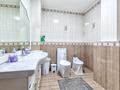4-комнатная квартира · 140 м², Кабанбай батыра 11 за 40 000 ₸ в Астане, Есильский р-н — фото 10