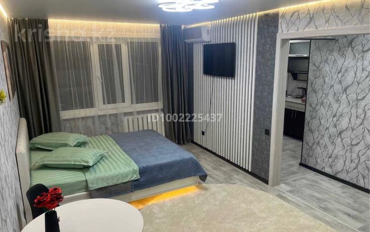 2-комнатная квартира · 62 м² · 3/5 этаж, Есенова 20а — Абая Есенова старый болашак за 12 000 ₸ в  — фото 2